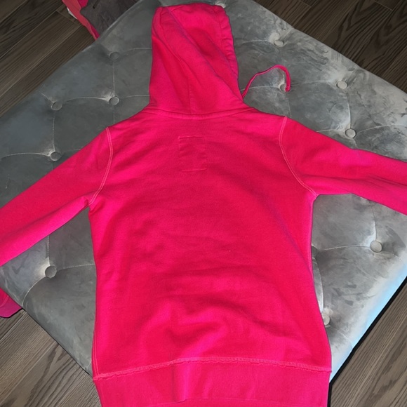 Pullover - Picture 3 of 3